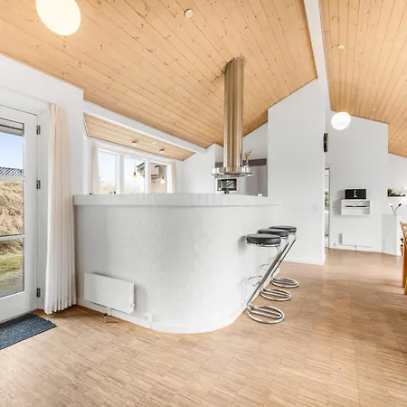 Lovely With Hot Tub, Sauna And Space For 8 People Feriehus Ringkøbing