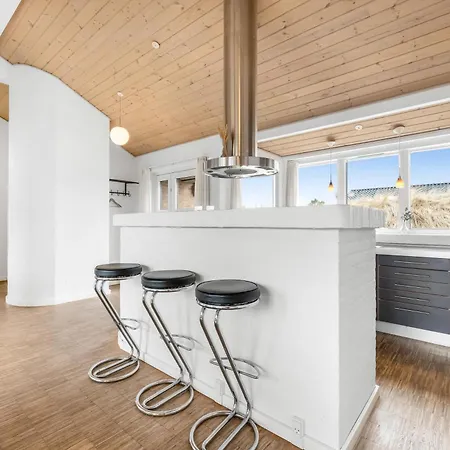Lovely With Hot Tub, Sauna And Space For 8 People Feriehus