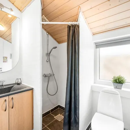 Lovely With Hot Tub, Sauna And Space For 8 People Ringkøbing